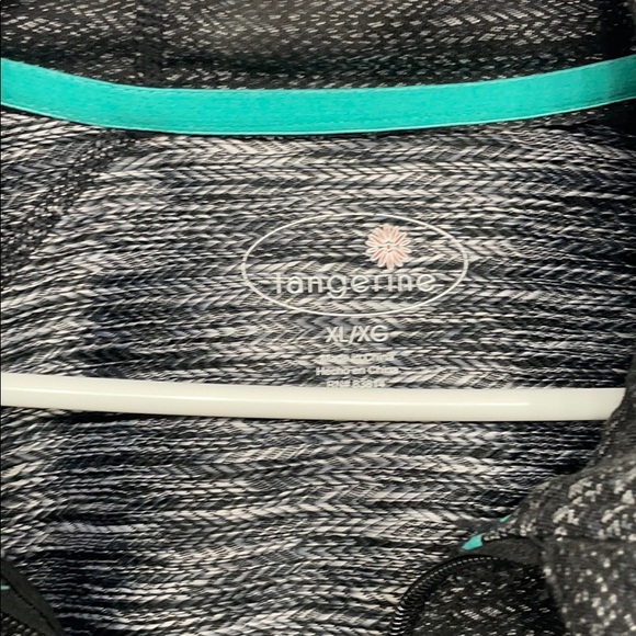 Running Jacket - Picture 3 of 4